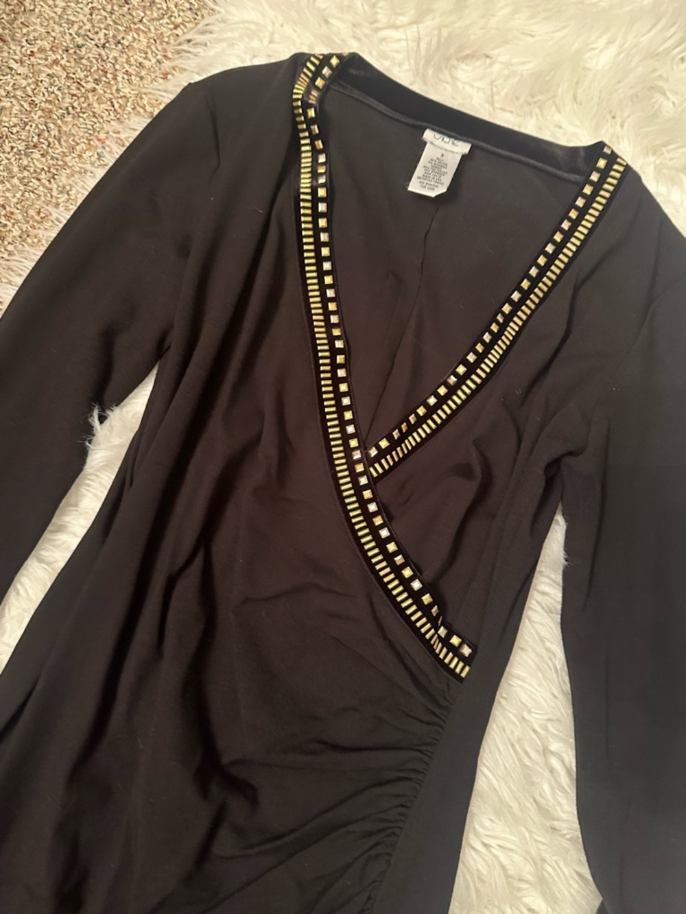 Cache Dress - Picture 3 of 4